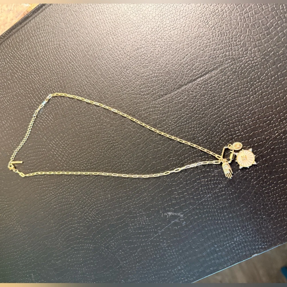 Faux Gold Star Compass Charm Necklace - Women Jewelry - Picture 2 of 2